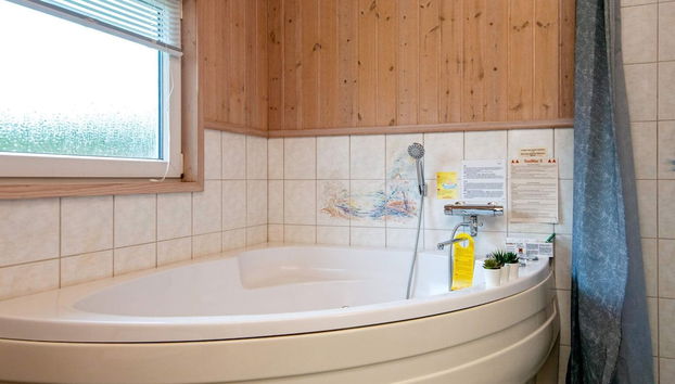 6 Person Holiday Home in Oksbol - Photo 3