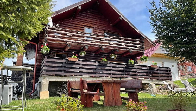 Foto 1 - Stunning 4-bed Chalet in Bran With Superb Panorama