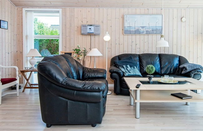 6 Person Holiday Home in Tarm - Foto 6