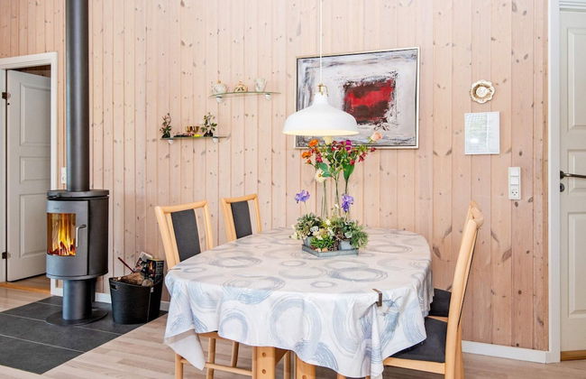 6 Person Holiday Home in Tarm - Foto 13