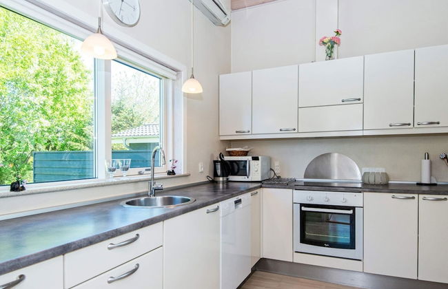 6 Person Holiday Home in Tarm - Foto 15