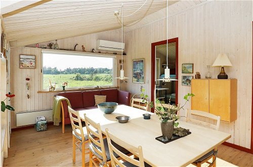 Foto 4 - 6 Person Holiday Home in Lokken