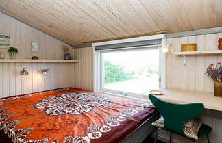 Foto 1 - 6 Person Holiday Home in Lokken