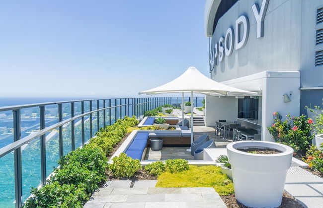 Rhapsody Resort - Foto 1