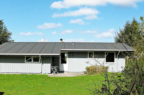 Photo 18 - Spacious Holiday Home in Højslev near Sea