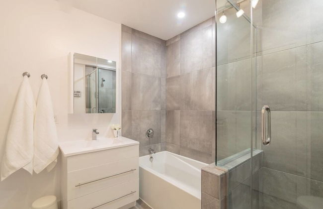 3 Br Luxury & Spacious Apartment in Little Italy - Foto 13