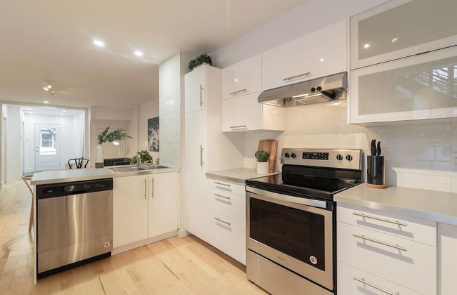 3 Br Luxury & Spacious Apartment in Little Italy - Foto 8