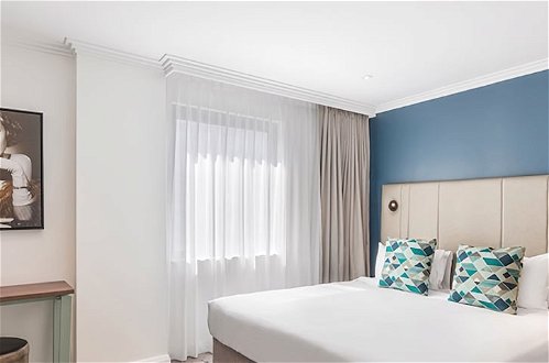 Photo 6 - Sydney Suites