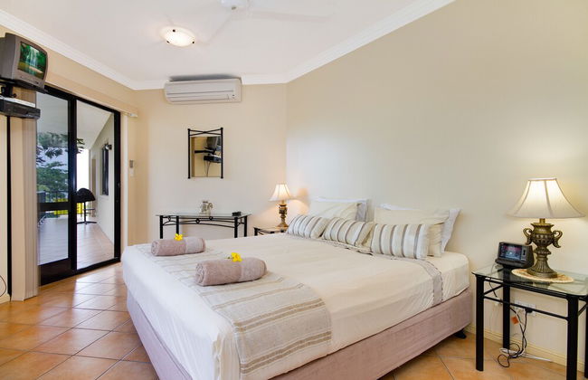 The Mediterranean Beachfront Apartments - Foto 7