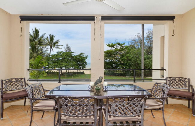 The Mediterranean Beachfront Apartments - Foto 36