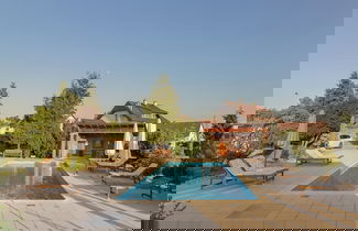 Foto 1 - Pool Villa Izabela With Wellness