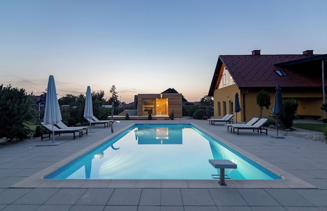 Pool Villa Izabela With Wellness - Foto 29
