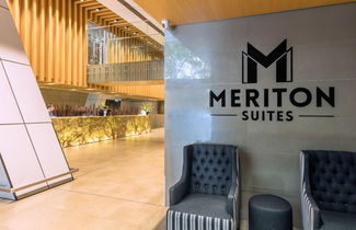 Photo 2 - Meriton Suites World Tower, Sydney