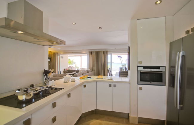 Cape Point Seafront Suites & Penthouse with LOV - Photo 15