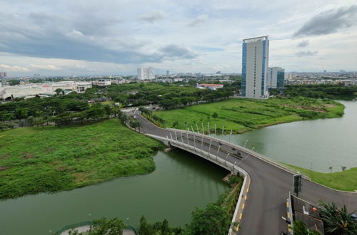 Photo 17 - Fancy And Nice Studio Apartment At Springlake Summarecon Bekasi