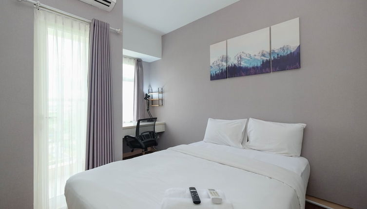 Photo 1 - Fancy And Nice Studio Apartment At Springlake Summarecon Bekasi