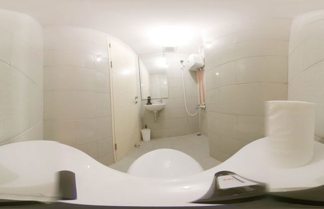 Modern Luxurious Studio Room at Anderson Supermall Mansion Apartment - Foto 12
