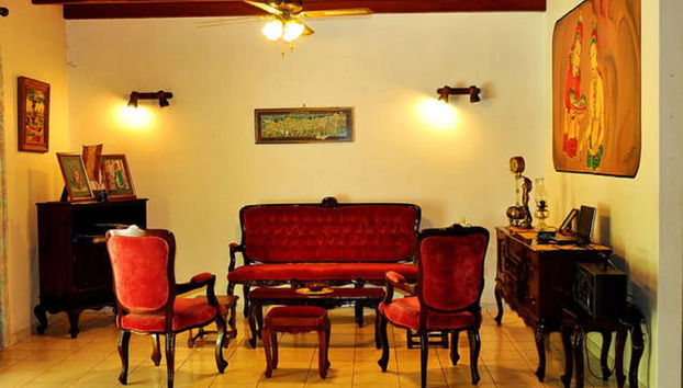 Lobby-Lounge