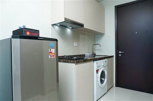 Photo 8 - Simply Furnished Studio Apartment at Puri Mansion
