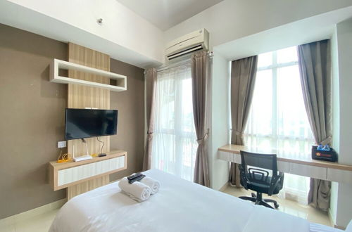 Photo 14 - Cozy Studio Room At Taman Melati Jatinangor Apartment
