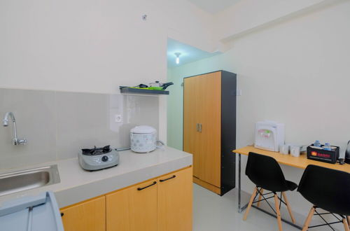 Photo 8 - Minimalist Studio Apartment at Bogorienze Resort By Travelio