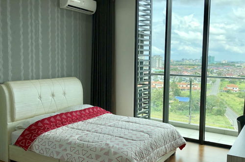 Photo 10 - Luco Apartments at Imperial Suites