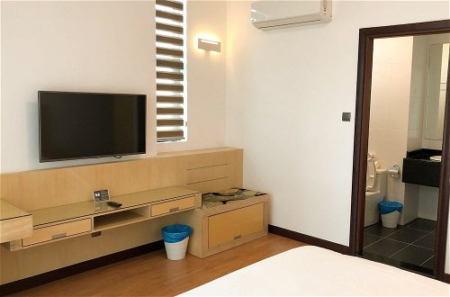Photo 38 - Luco Apartments at Imperial Suites