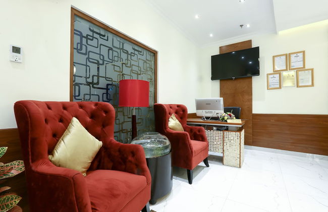 La Villa Suites Hotel - Photo 28