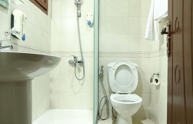 La Villa Suites Hotel - Photo 20