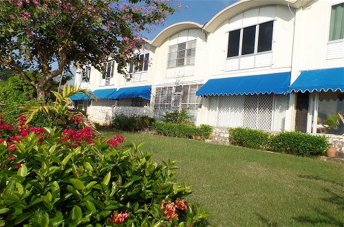 Photo 49 - Court Manor at Montego Bay Club