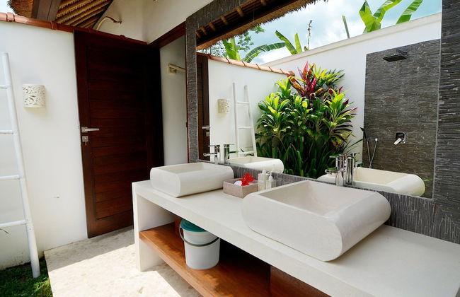 Villa Candi Kecil Tujuh by Villa Finder - Foto 47