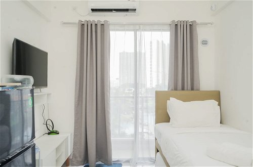 Photo 2 - Cozy Stay and Strategic Studio at Sky House Apartment BSD
