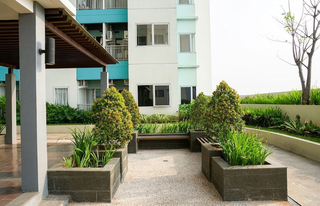 Minimalist And Cozy 2Br Apartment At The Nest Near Puri By Travelio - Foto 24