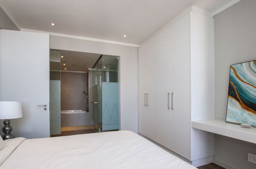 Photo 6 - Sandton Smart Apartment Eleven