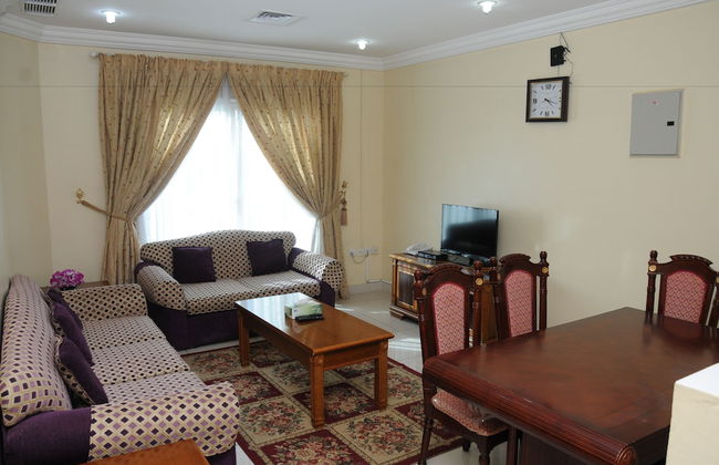 Arinza Tower Quality Apartments - Photo 9