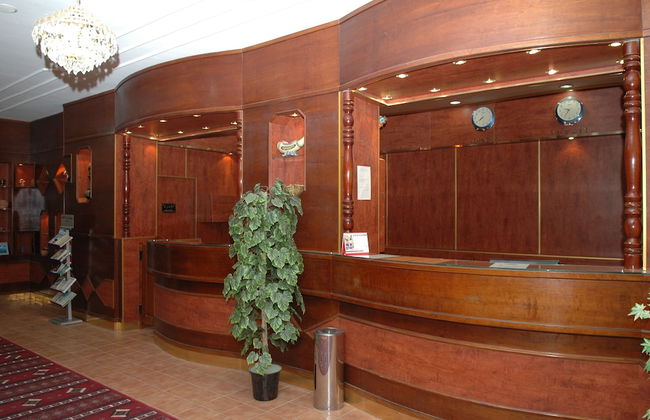 Arinza Tower Quality Apartments - Photo 4