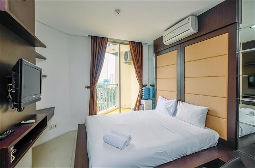 Photo 4 - Best Deal Studio Apartment At Mangga Dua Residence