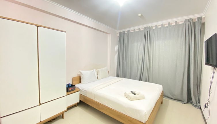 Photo 1 - Cozy And Spacious Studio Room At Gateway Pasteur Apartment