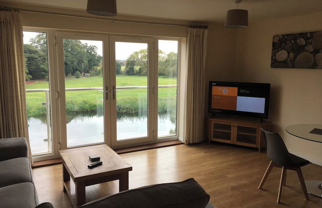 Penthouse Apartment On The River - 65 Skipper Way - Photo 26