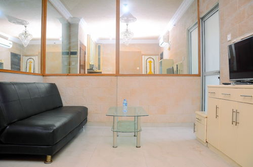 Photo 15 - Relax and Cozy 1BR Mediterania Gajah Mada Apartment