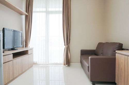 Photo 4 - Cozy and Wonderful 1BR Ciputra International Apartment