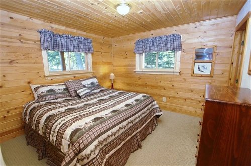 Foto 6 - Red Cedar Cabin