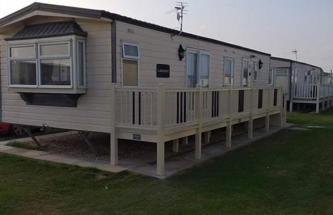 Remarkable 2-bed Caravan in Ingoldmells - Foto 20