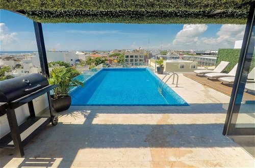 Photo 1 - Lovely 1 Br Apartment, 3 Blocks To Mamita's, Roof Pool Views, Bbq