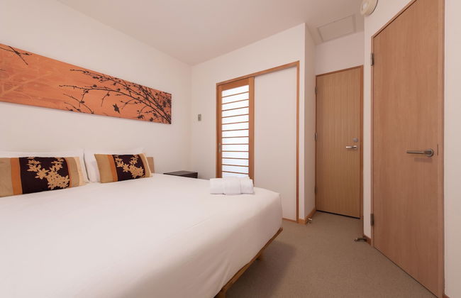 Holiday Niseko Shinsetsu Apartments - Photo 6