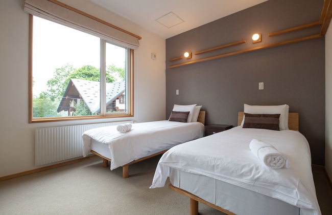 Holiday Niseko Shinsetsu Apartments - Photo 9