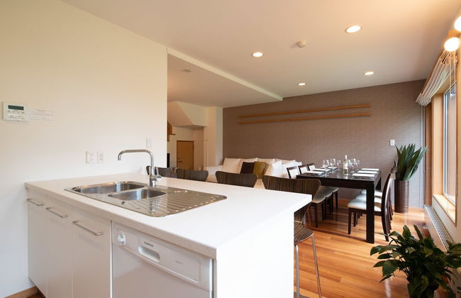 Holiday Niseko Shinsetsu Apartments - Photo 26