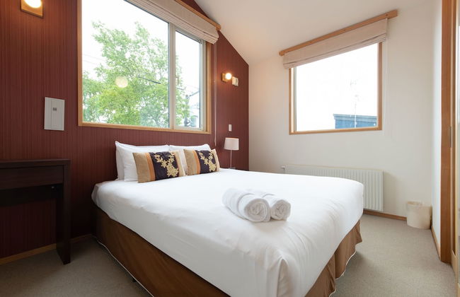 Holiday Niseko Shinsetsu Apartments - Photo 2