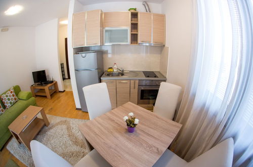 Photo 4 - Burcak Apartment