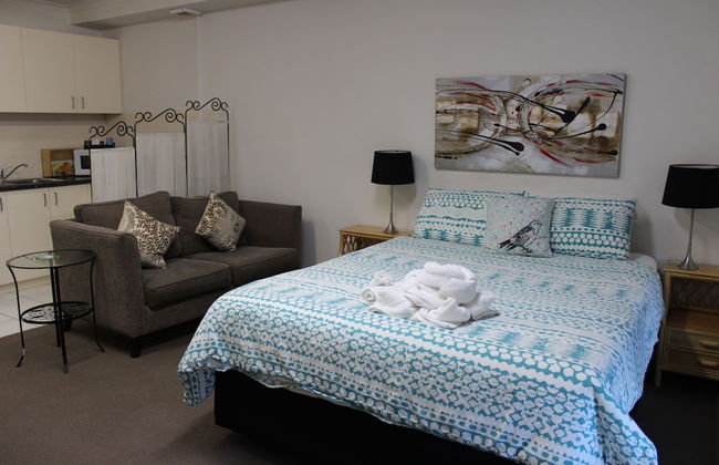 Box Hill Studios at Canterbury Gardens - Photo 3